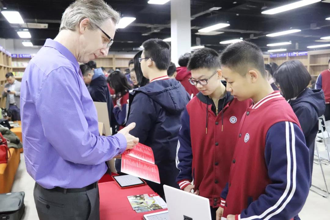力迈中美（国际）学校