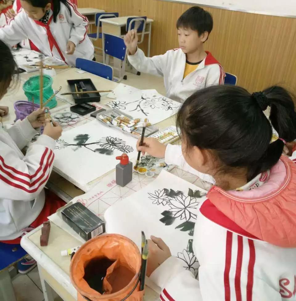 尚丽外国语学校