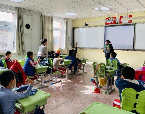 北京中加学校