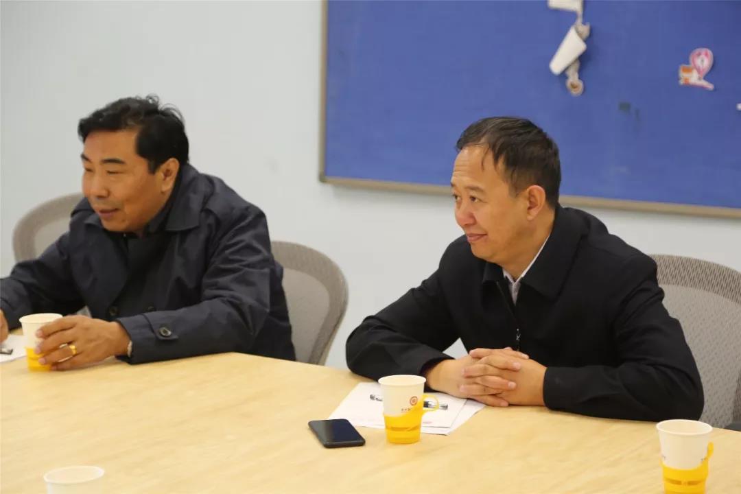 青海省玉树教育局到北大附属实验学校专程调研工作