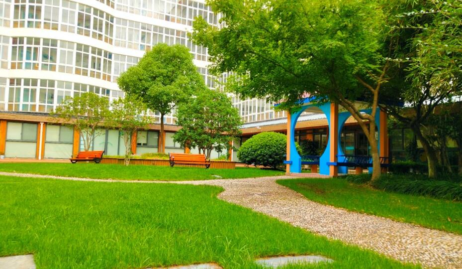 
                    上海澳大利亚国际高中如何进行升学规划?                    