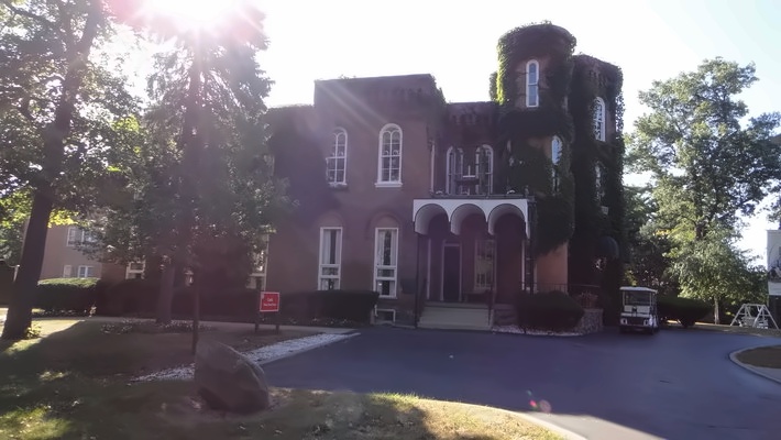 学校官方图片
