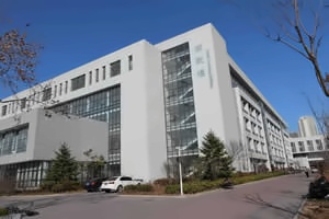 中国石油大学出国留学校园环境南教楼