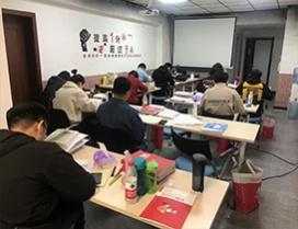 河南弘新教育