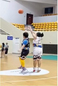 上海建桥国际高中活动.jpg