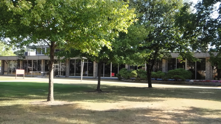 学校官方图片