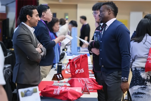 北京耀中全球大學(xué)展