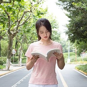 适应出国需求
