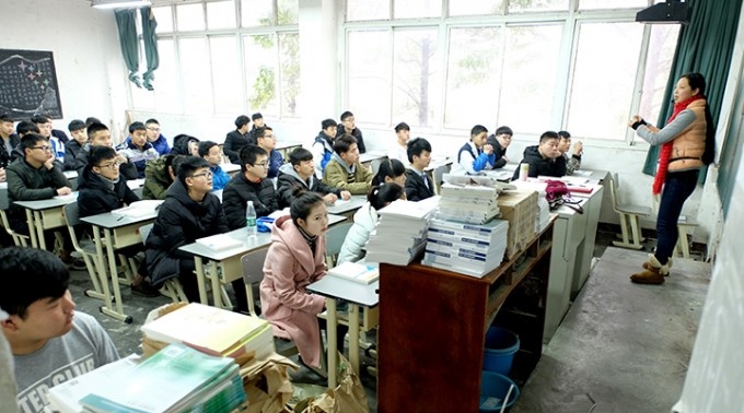 成都铁路工程学校2017年春季学期正常开学行课