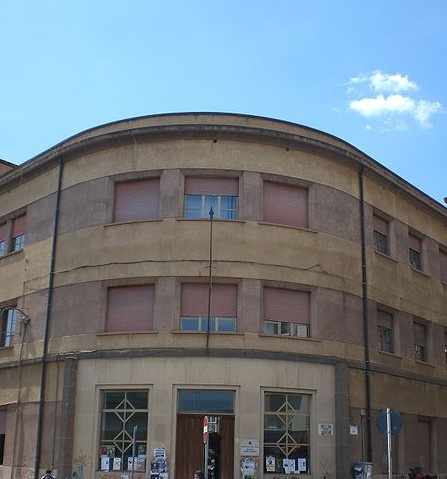 萨萨里大学