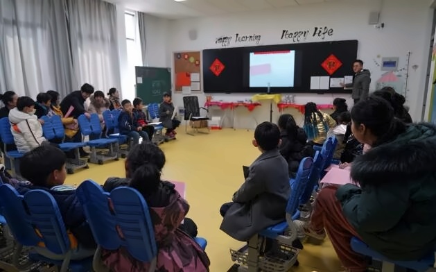 学期期末休业典礼.jpg