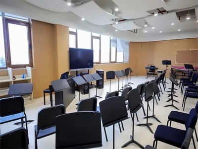 上海市闵行区万科双语学校 (万科双语高中)音乐教室