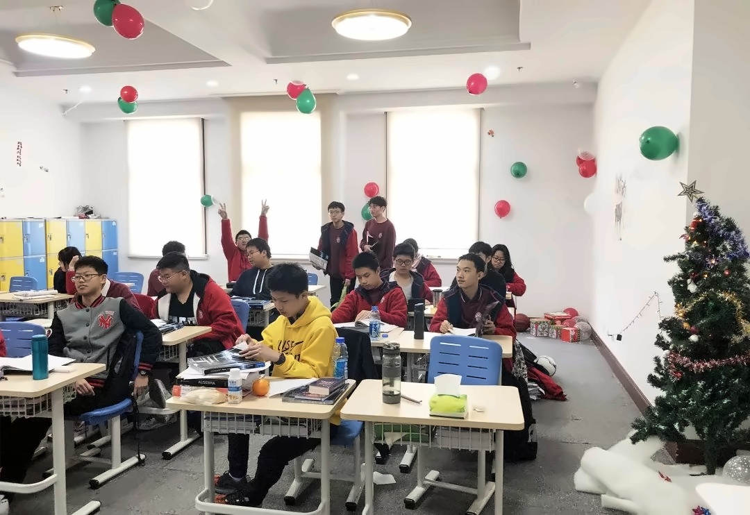 上海诺科学校圣诞迎新教室装饰大赛.jpg