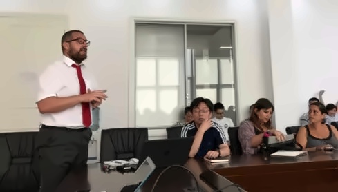 剑桥部学术副校长Mark老师.jpg