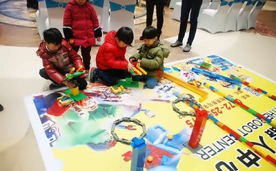 湖州帕丁顿双语学校公益活动："童"舟共济、齐心"鞋"力