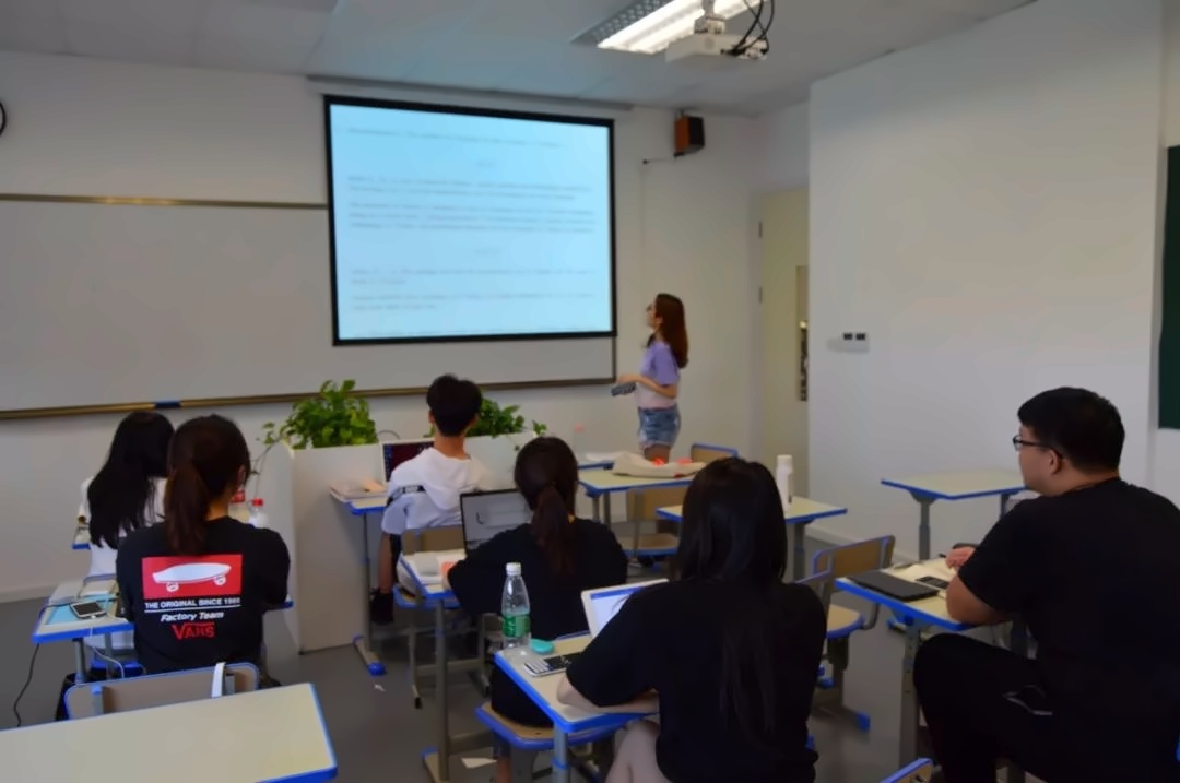 光华剑桥2019年牛剑冲刺夏令营集训.jpg