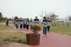 威海常春藤外国语学校亚洲融合班招生简章