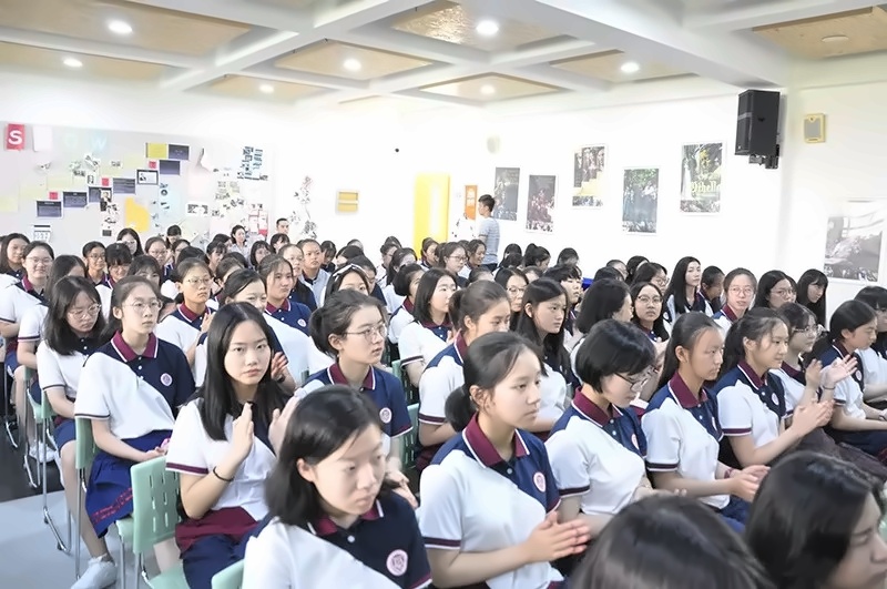 光华剑桥新生培训活动.jpg