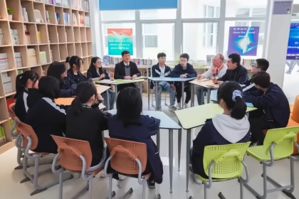 太仓华顿国际部学生领导力圆桌会议.jpg