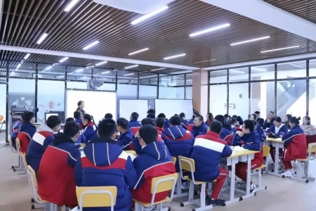 教学研活动.jpg