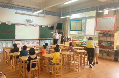 句容碧桂园小学沉浸式英语课堂.jpg