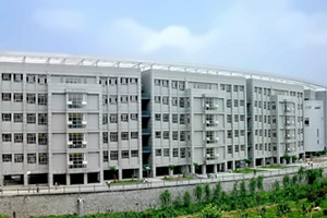 济南大学出国留学校园环境多媒体教学楼