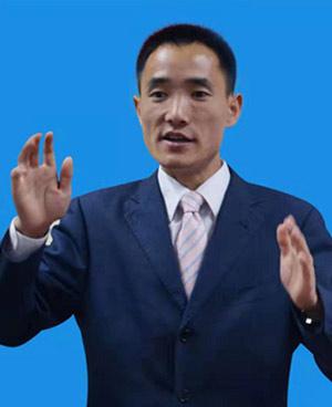 秦典明