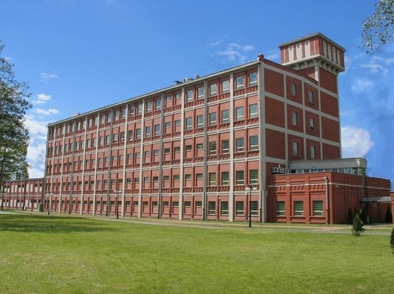 罗兹技术大学
