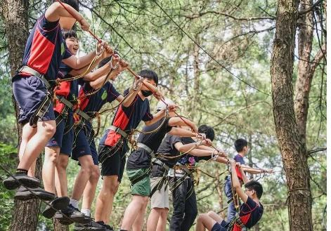 重庆耀中国际学校校服图片