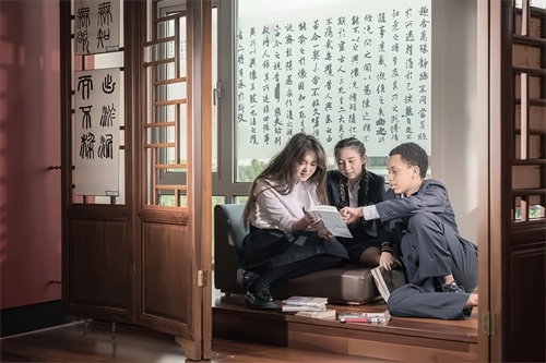 鼎石小学