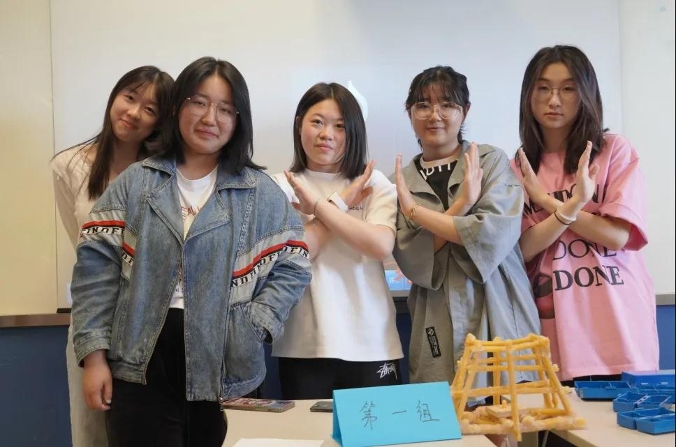 北京外国语大学国际课程中心