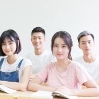 讲