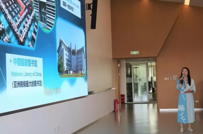 北京德闳学校读书分享会4.jpg