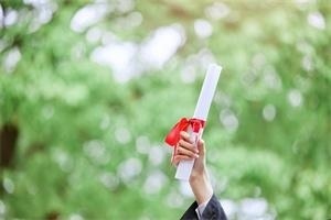 对外经济贸易大学在职研究生优势.jpg