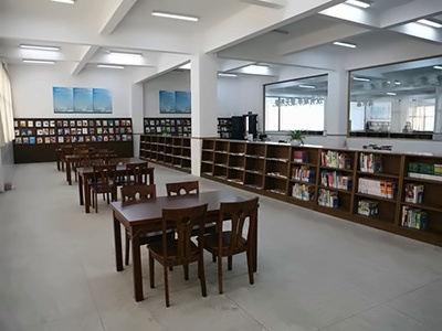 常州市前黄高级中学国际分校图书馆
