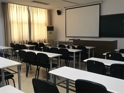 南京大学A-Level班教室图片
