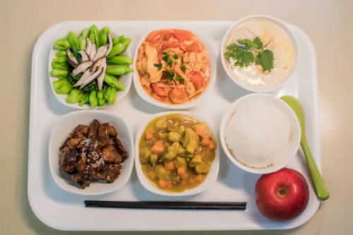 中加楓華國際學校餐飲