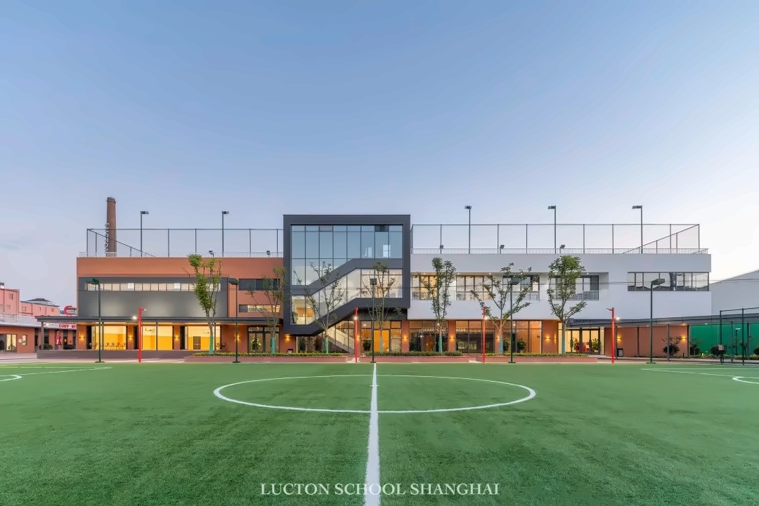 上海莱克顿学校.jpg