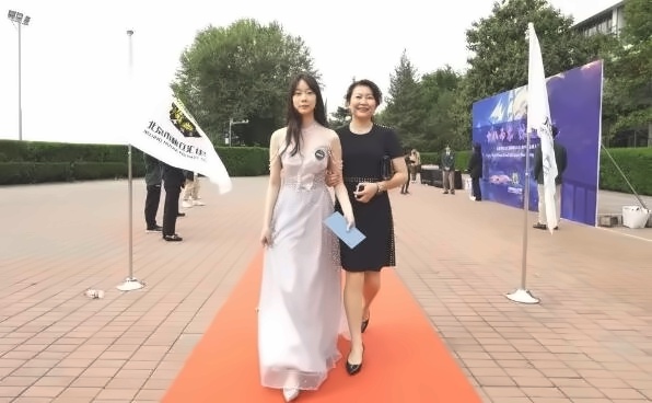 北京市私立汇佳学校成人礼2.jpg