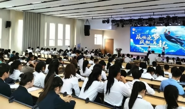 北京新学道临川学校国际部日本国际高中学费