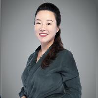 范娇雅 理事长