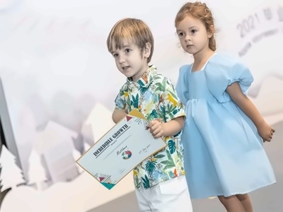 Apple Montessori