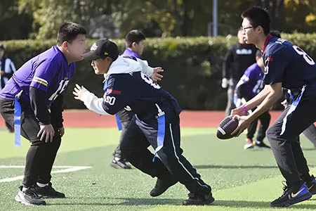 中加楓華學子在蘇州市橄欖球邀請賽中奪冠.jpg