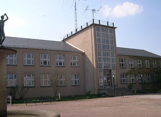 德累斯顿工业大学
