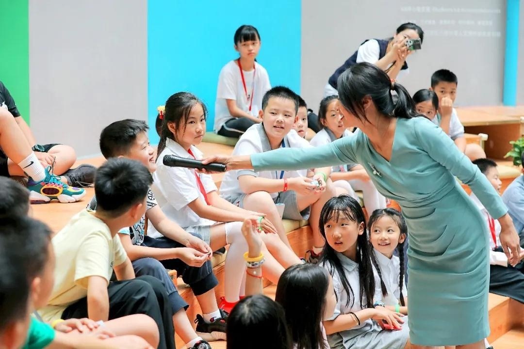美中国际GIA学院