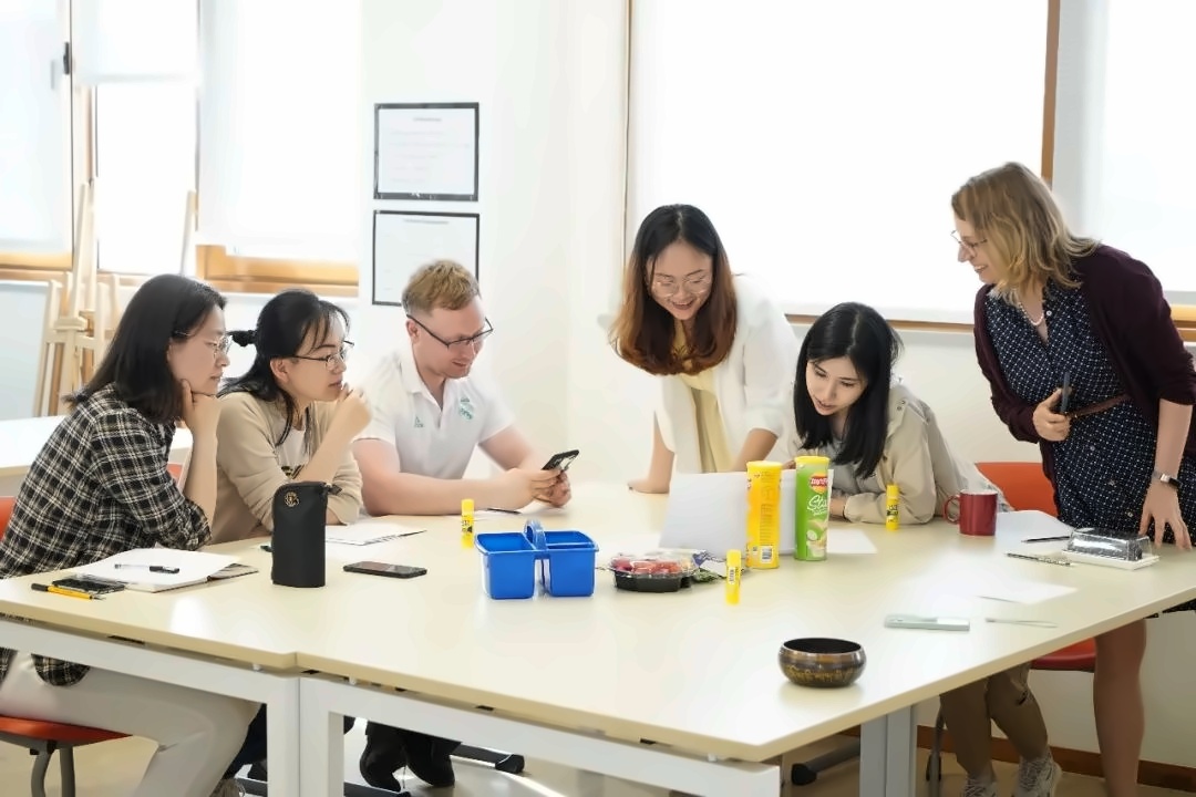 上海德英乐学院教师专业培训大会.jpg