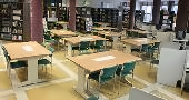 突显双语双文化的办学宗旨