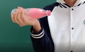 隔空捏气球.jpg