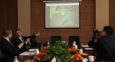 美国杜克学校校长访问上师大附二外国际部