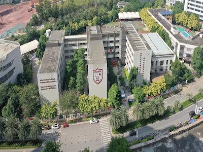剑桥郡加拿达外国语学校校园环境